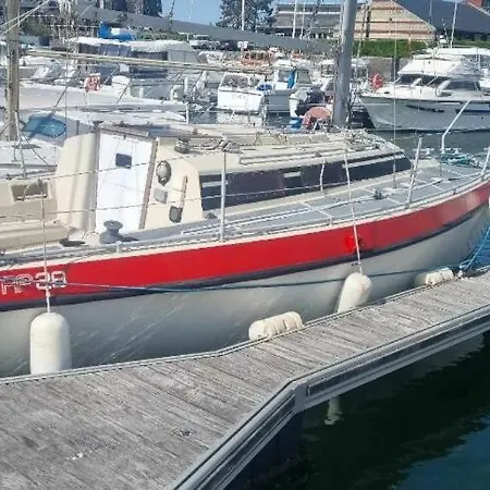 Nuit Romantique Sur Un Bateau A Úszó hotel Deauville